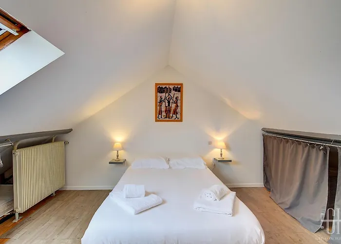 Loeva - Maison De Famille דירה