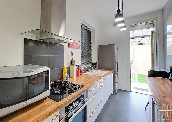 Loeva - Maison De Famille * טור