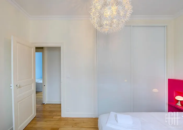 Loeva - Maison De Famille דירה