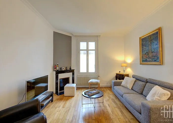 Loeva - Maison De Famille * טור